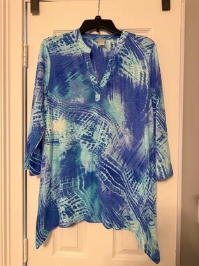 Chicos Blue Tie-Dye V-Neck Tunic Top - Women